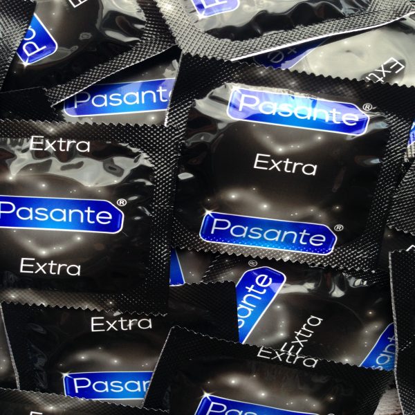 pasante condoms