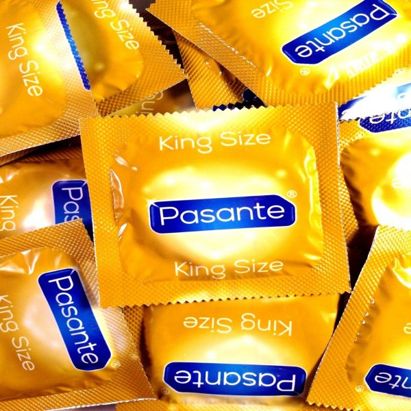 Pasante "King-Size" Condoms