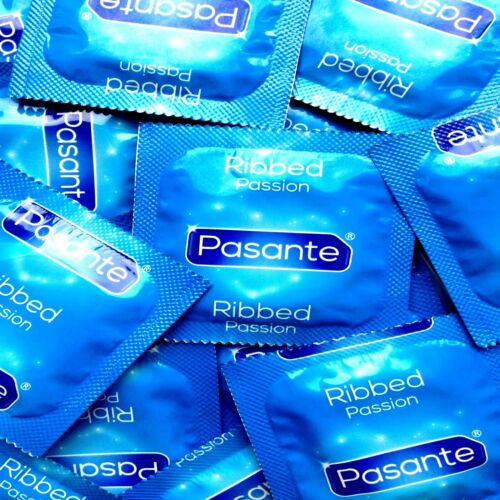 Pasante Ribbed Passion Condoms